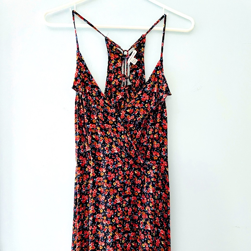 floral wrap dress with tie-back (american eagle)